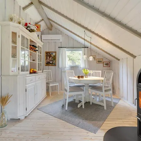 Casa de Férias Ejla - 600m From The Sea In Nw Jutland By Interhome *