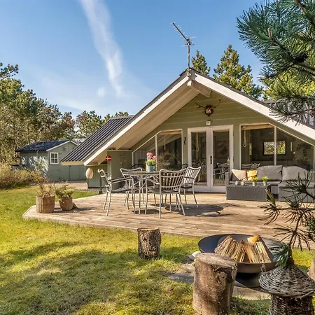 Ejla - 600m From The Sea By Interhome Saltum