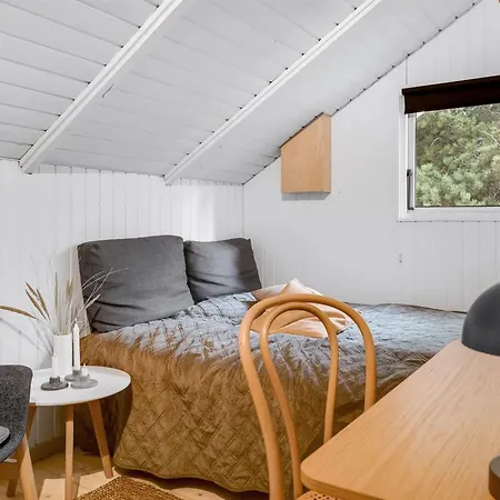 Ejla - 600m From The Sea By Interhome *