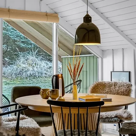 Ejla - 600m From The Sea By Interhome *